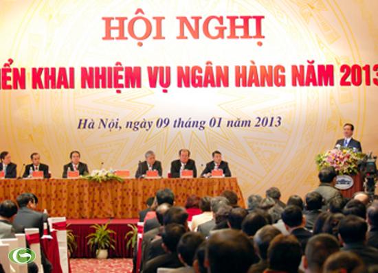 ນາຍົກລັດຖະມົນຕີ ຫງວຽນເຕີນຢຸງ ເຂົ້າຮ່ວມກອງປະຊຸມຜັນຂະຫຍາຍຂະແໜງທະນາຄານ